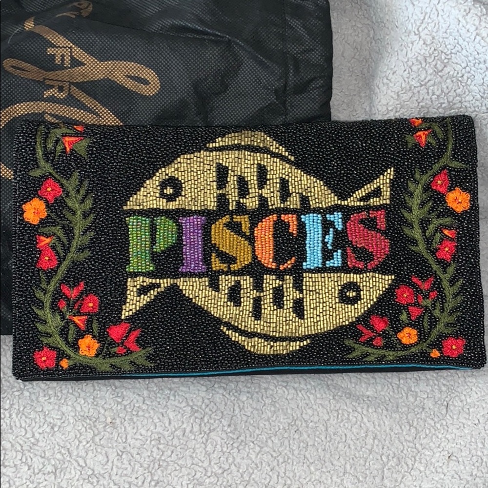 Pisces clutch 🐠
